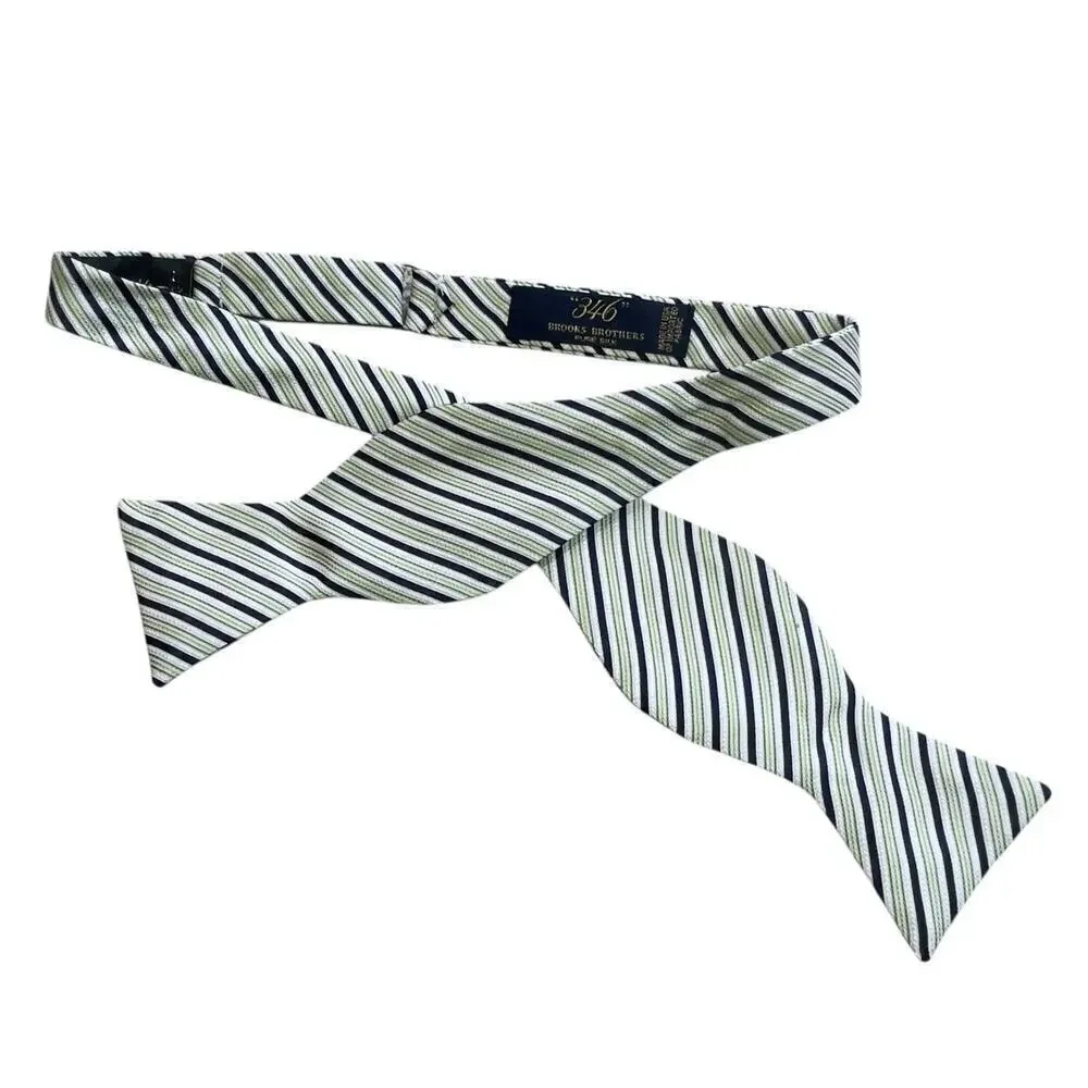 Brooks Brothers 346 pure silk striped bow tie white navy green